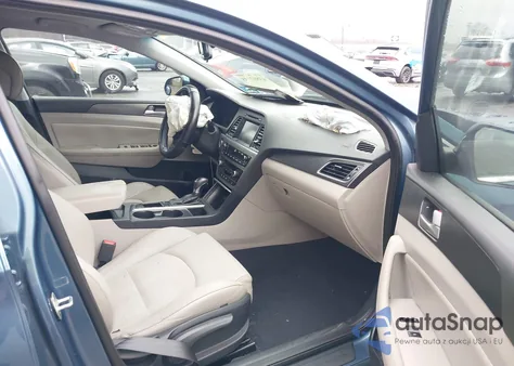 2016 Hyundai Sonata Sport z USA, uszkodzony, nr VIN 5NPE34AF5GH367092